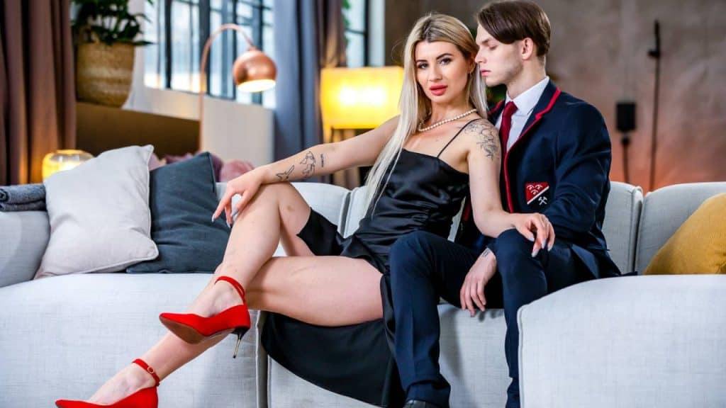 HookupPad – Marsianna Amoon – Exploring Our Feelings