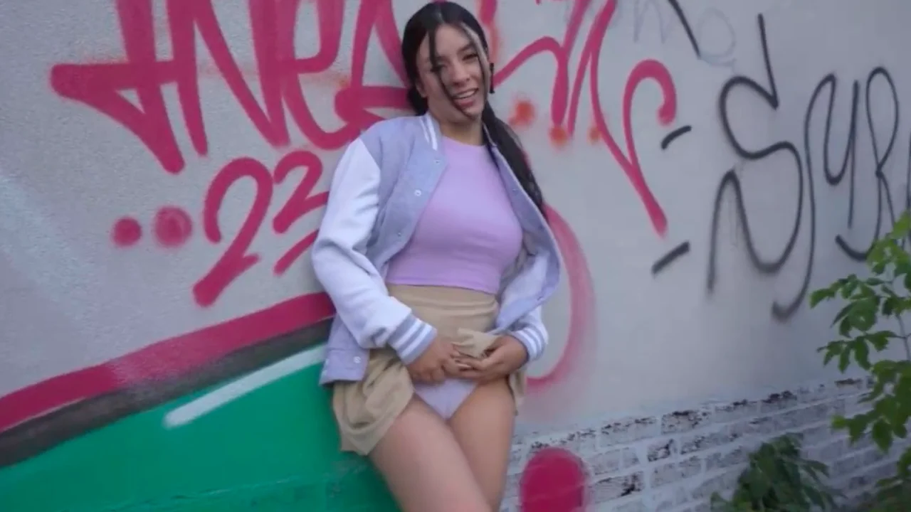 PublicAgent – Daniela Ortiz The Public Masturbator