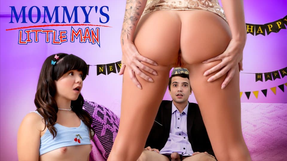 MommysLittleMan Mochi Mona And Annie King Stuck With You in New Year Hot Mom Sex